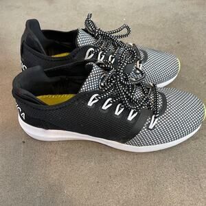 Nautica Black white lightweight running shoes sneaker womens 5.5
